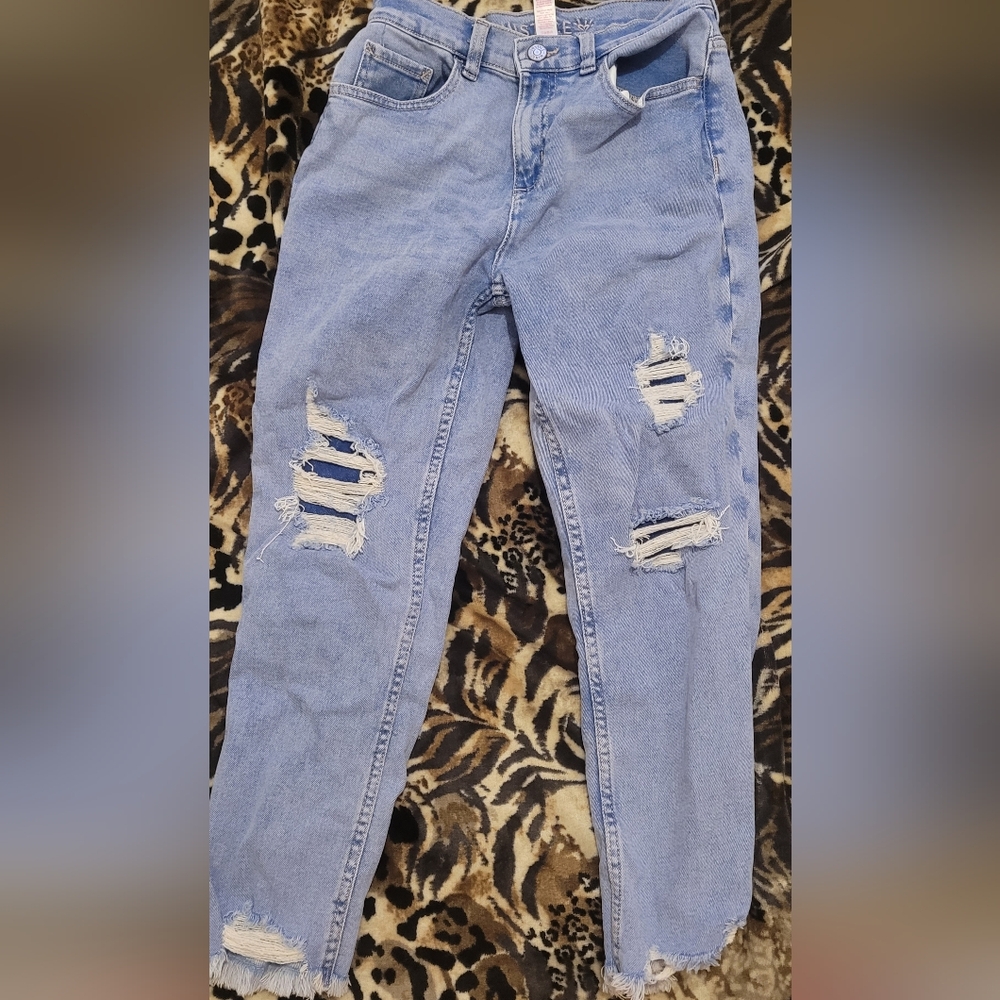 Justice Ripped Jeans - Picture 1 of 6